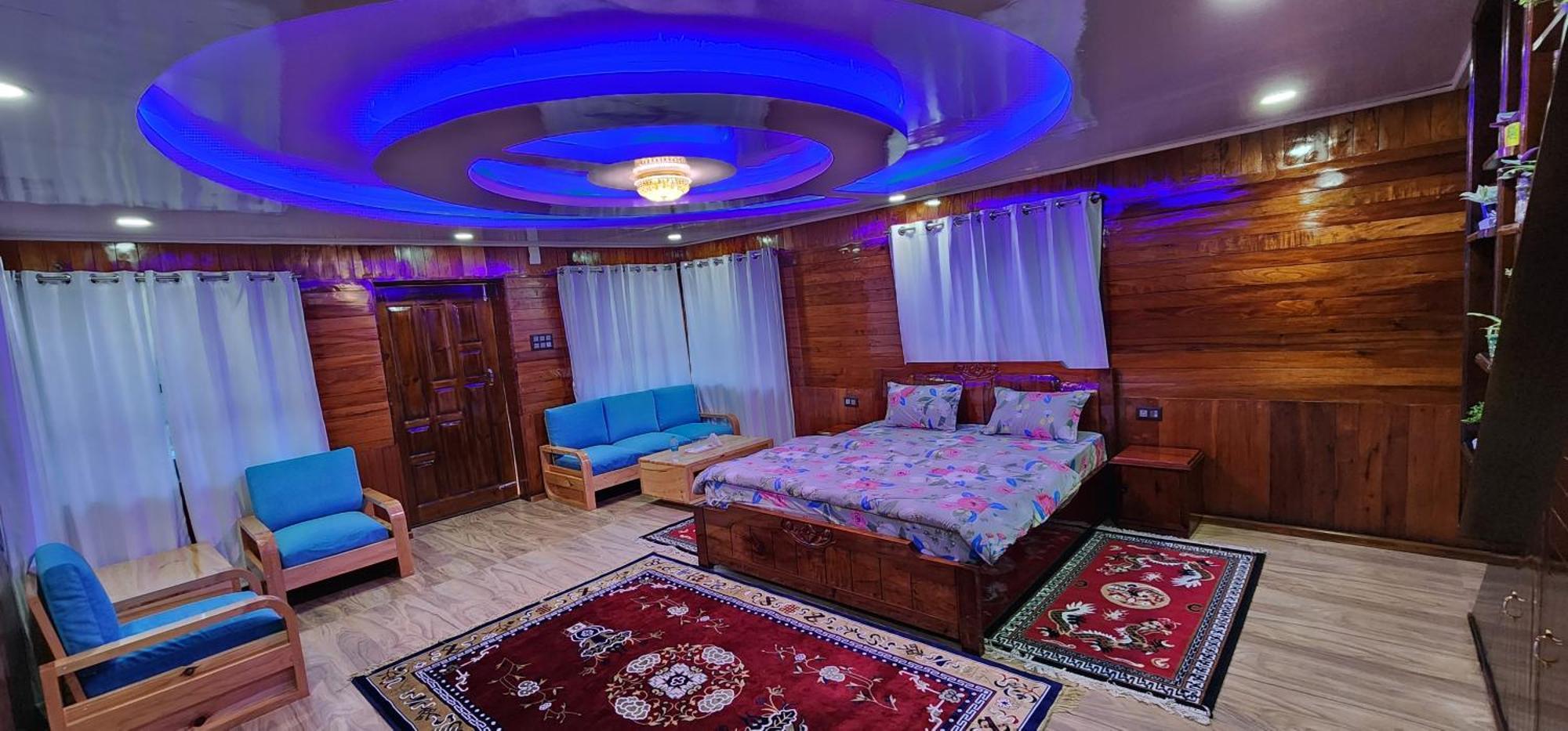 דירות Dirāng Brokpa Estate מראה חיצוני תמונה